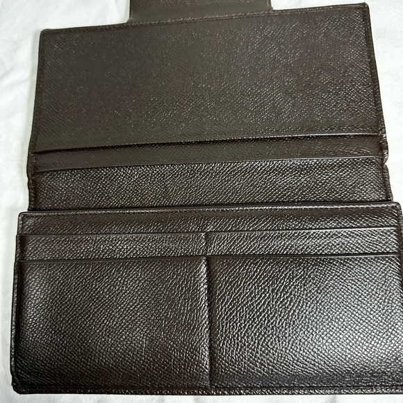 Bvlgari Leather Wallet Chocolate Brown with Snap Closure - Picture 4 of 12